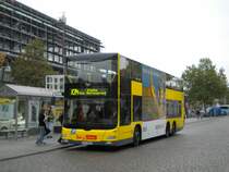 MAN Lion's City DD (Doppelstock) auf der Linie X34 nach Kladow Kaserne Hottengrund am S+U Bahnhof Zoologischer Garten.