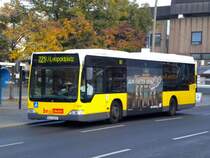 Mercedes-Benz O 530 LE  (Citaro) auf der Linie 221 am U-Bahnhof Leopoldplatz.