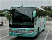 Setra Reissebus aufgenommen auf einem Busparkplatz in Passau am 15.09.2010.