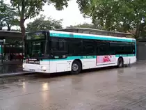 NL 223 Nr 9107 der Linie 115 an der Haltestelle  Chateau de Vincennes  am 01/10/10.