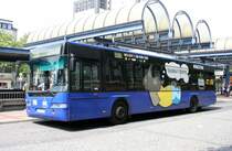 BOGE 0101 (BO GE 83) macht Werbung fr das Ruhrpark Center Bochum.
Bochum HBF, 6.6.2010. 