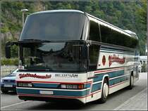 Dieser Neoplan stand am 17.09.2010 an den Schiffsanlegestellen in Passau.