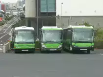 12.10.10,abgestellte TITSA-Busse am Busbahnhof Santa Cruz de Tenerife.