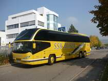 Ein Cityliner, der SSB-Reisen aus Stuttgart, zu Besuch in Herrenberg-G�ltstein, am 13.10.20010