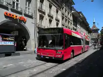 Volvo Bus mit der Betriebsnummer 818 auf der Linie 12 Richtung Bahnhof Bern. Die Aufnahme stammt vom 04.06.2010.