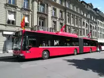 Mercedes Citaro mit der Betriebsnummer 855 auf der Linie 13. Die Aufnahme stammt vom 04.06.2010.