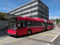 Volvo Bus mit der Betriebsnummer 815 auf der Linie 12 an der Schanzenstrasse. Die Aufnahme stammt vom 04.06.2010.