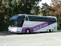 Neoplan Starliner 1 der Firma SCHLOTHMANN aus 47441 Moers unterwegs in Rom, Oktober 2010