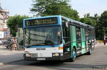 RNV 350 (HD E 2835) macht Werbung f�r Telemaxx.
Heidelberg Bismarckplatz, 30.6.2010.