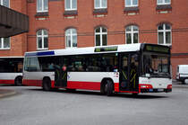 SBG 8277 am 28.September 2010 auf der Linie 150 am Bf.Altona