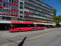 Mercedes Citaro mit der Betriebsnummer 851 auf der Linie 12 beim Bubenbergplatz in Bern. Die Aufnahme stammt vom 26.08.2010.