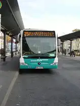 Der neue Citaro der Linie 25 in Enkheim am 30.10.10