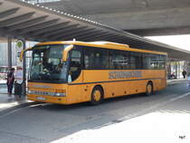 Setra bei den Bushaltestellen beim Bahnhof in Freiburg i.B am 22.09.2010

