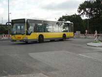 1310 auf dem 162 am S Bahnhof Adlershof. 18.09.2010