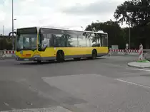 1310 auf dem 162 am S Bahnhof Adlershof. 18.09.2010