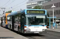 RNV 362 (HD E 3716) macht Werbung f�r das Autohaus Hermann.
Heidelberg HBF, 30.6.2010.