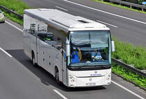 Irisbus  Evadys HD  der Bundeswehr auf der A61 bei Rheinbach - 16.09.2010