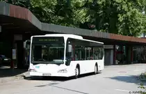 Jasper 8327 (HH JA 1427).
Niendorf Markt, 3.7.2010.
