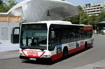Hochbahn 2408 (HH HN 2408) macht Werbung f�r Schaffarzyk.
Hamburg Poppenb�ttel, 3.7.2010.