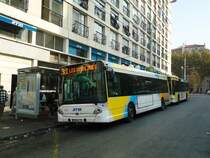 RTM Marseille Nr. 1131/958 BJJ 13 Heuliez am 15. Oktober 2010 Marseille, Canebire Bourse