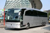 Evo Bus Gmbh (HH PO 184).
Hamburg HBF, 3.7.2010.