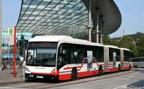 Hochbahn 8715 (HH HN 2795).
Hamburg HBF, 3.7.2010.