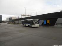 VBG/ATE Nr. 45 (Solaris Urbino 12) am 11.12.10 beim Flughafen Zrich.