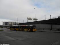 Postauto/Regie ZH-Unterland Nr. 164 (MAN A23) am 11.12.2010 beim Flughafen Zrich auf der Linie 530.