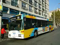 RTM Marseille Nr. 735/1841 SM 13 Mercedes O 405N am 15. Oktober 2010 Marseille, Canebi�re Bourse