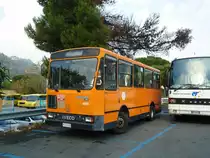 RT Imperia Nr. 4255/IM 273'153 Iveco am 16. Oktober 2010 Ventimiglia, Depot
