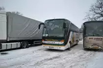 Setra Reisebus, am 19.12.2010 in Lehrte.