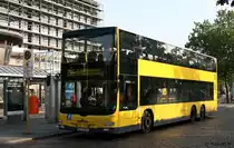 BVG 3373 (B V 3373).
Berlin Zoo Bahnhof, 9.8.2010.