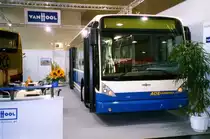 Van Hool A320 der AOE Langenau auf der IAA 2002 in Hannover.