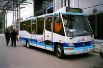 Kutsentis Stario NF, aufgenommen auf der IAA 2002 in Hannover.