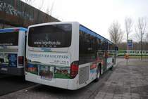 Ein Setra stand am 09.01.2011 am Stadtbahnenpunkt Fasanenkrug in Hannover.