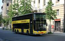 BVG 3138 (B V 3138).
Berlin Zoo Bahnhof, 9.8.2010.