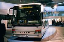 Setra S316 UL, aufgenommen auf der IAA 2002 in Hannover.