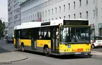BVG 1355 (B V 1355).
Berlin Ostbahnhof, 9.8.2010.