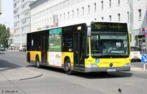 8307 (B VB 8307) fhrt mit TB fr BVB.net.
Berlin Ostbahnhof, 9.8.2010.