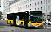 BVG 2153 (B V 2153).
Berlin Ostbahnhof, 9.8.2010.