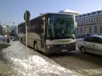 Meier Reisen, Aichkirchen Mercedes Benz O550 Integro am 30.Dezember.2010 in Regensburg, Hbf.