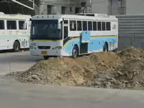 Ein Mercedes-Benz Bus der  Silver class  der Nakhon chai air Busgesellschaft im Busterminal in Bangkok am 14.01.2011