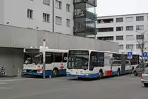 Am 27. November 2010 war der Infobus zu Gesamterneuerung des Cityring in Horw Zentrum zu Gast. Leider haben sich die Leute auf Grund des schlecht gew�hlten Standorts nicht f�r den Bus interessiert. Daf�r ist der Volvo/Hess B10MA ex-Nr. 119 auf die Linienbusse getroffen, die ihn abl�sten, hier der Mercedes-Benz O530G  Citaro  Nr. 126.