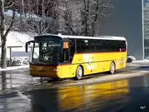 Postauto - Neoplan  VS 243886 auf Extrafahrt in Brig am 30.12.2010