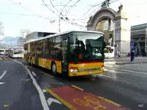 Postauto - Setra S 319 NF LU 15068 unterwegs in Luzern am 08.01.201Das 