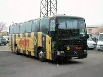 Mercedes O404 ehemaliger Mannschaftsbus von Borussia Dortmund, aufgenommen am 24.01.2004 auf dem Gel�nde der Evobus NL Dortmund.
