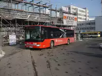 Ein Setra S 415 NF der Fa. RAB aus Ulm, in Ulm am Zob am 05.01.2011