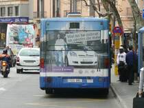 18.01.11,Citaro der emt Nr.090 mit Heckwerbung in Palma de Mallorca.