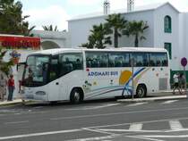 27.05.10,SCANIA-Irizar an der Costa Teguise/Lanzarote.