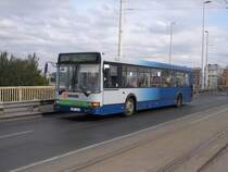 Hier ist ein Ikarus 412 zum Nyugati p�lyaudvar unterwegs. Aufgenommen am 21.10.2007